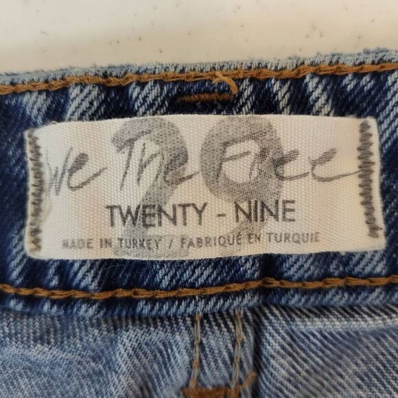 We The Free Womens Size 29 Denim Blue Jeans High Rise Distressed Raw Hem - Picture 4 of 8